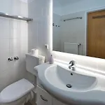 Haus Muehlentrift 03 *